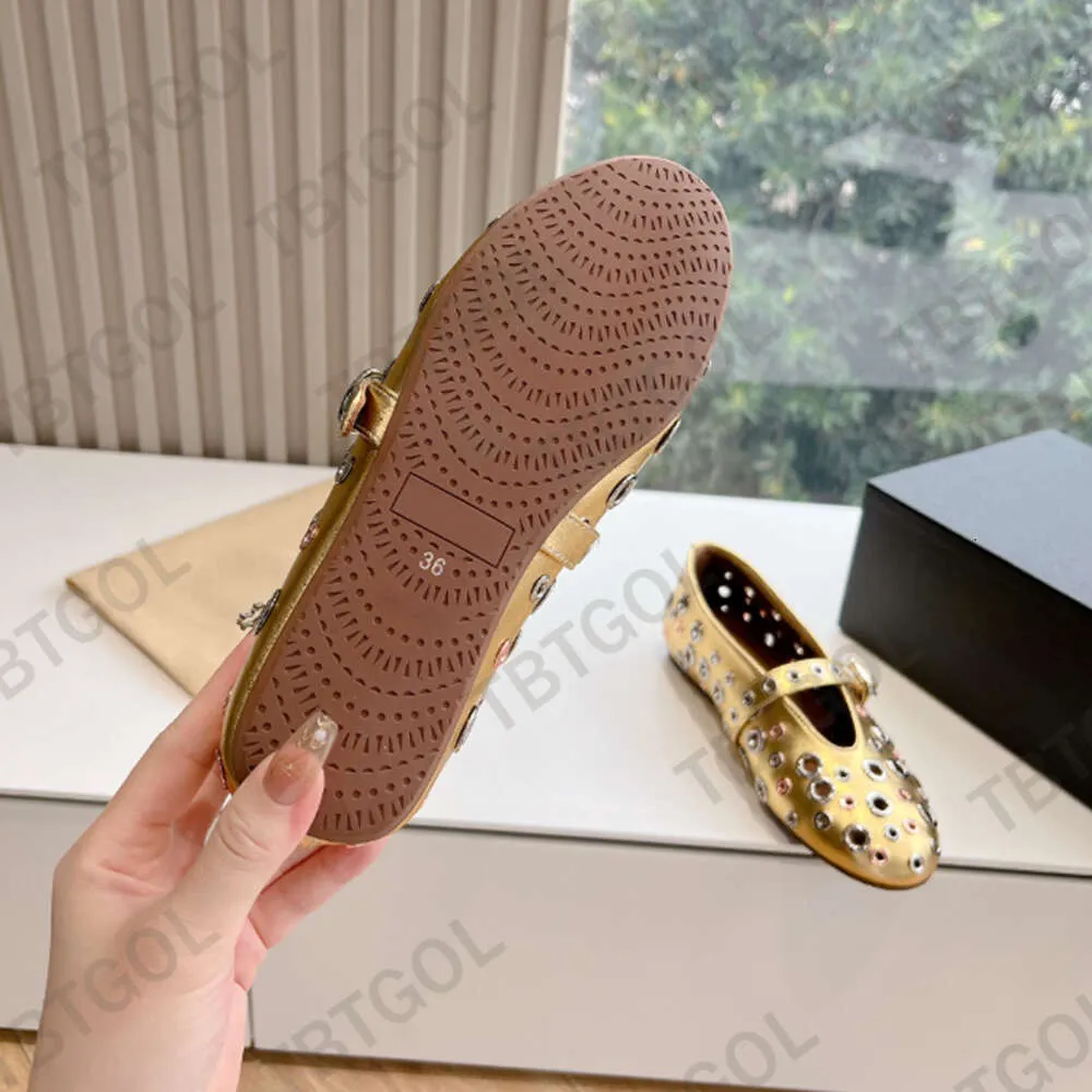 Chaussures De Créateur Oeillet Ballerines En Peau Dagneau Slingbacks Sandale Chaussures Habillées Strass Rivet Mary Chaussures E
