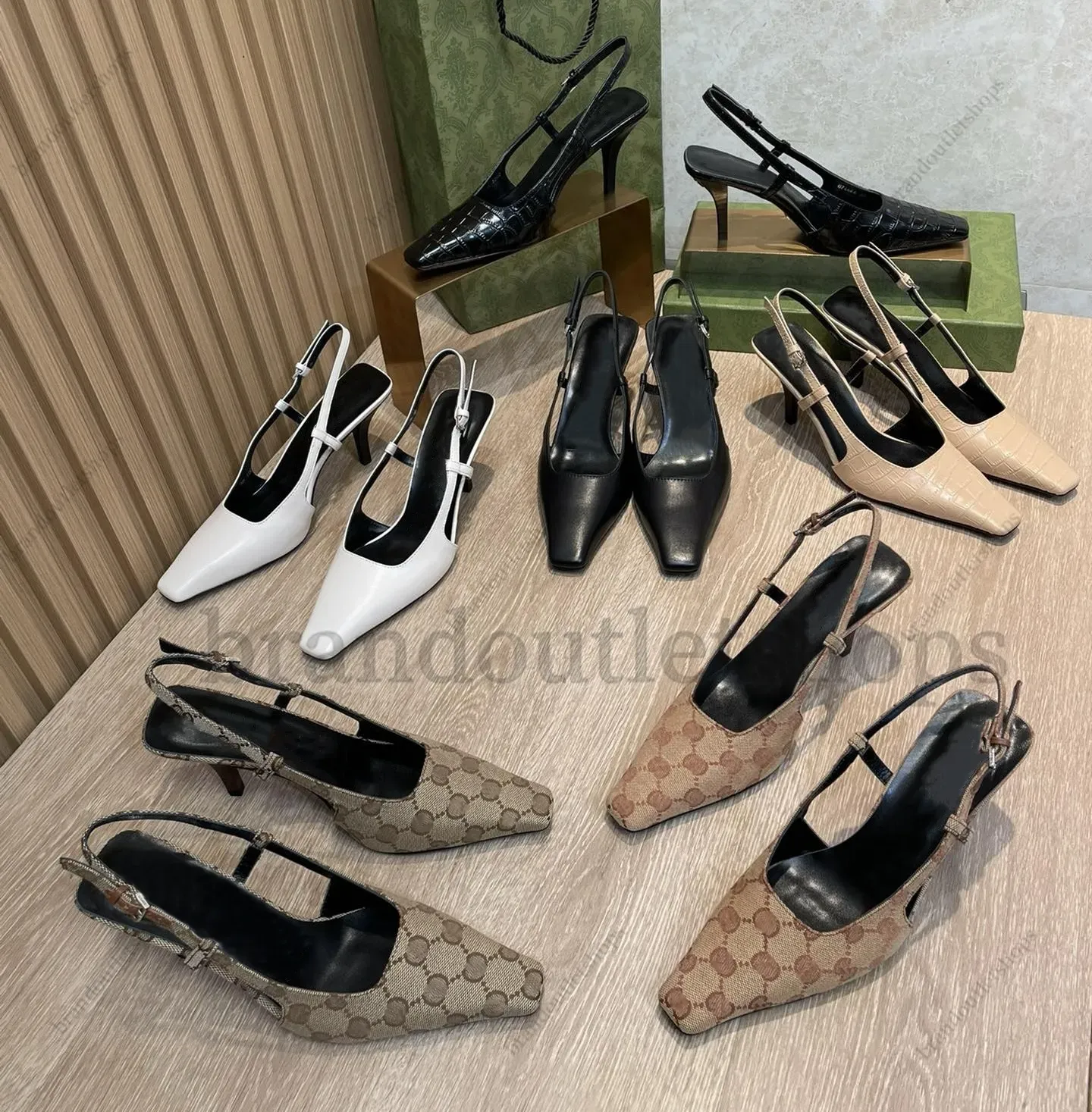 Chaussures Habillées De Créateurs Chaussures À Lacets Peu Profondes Sandales À Bride Arrière Talon Moyen Maille Noire Avec Crist