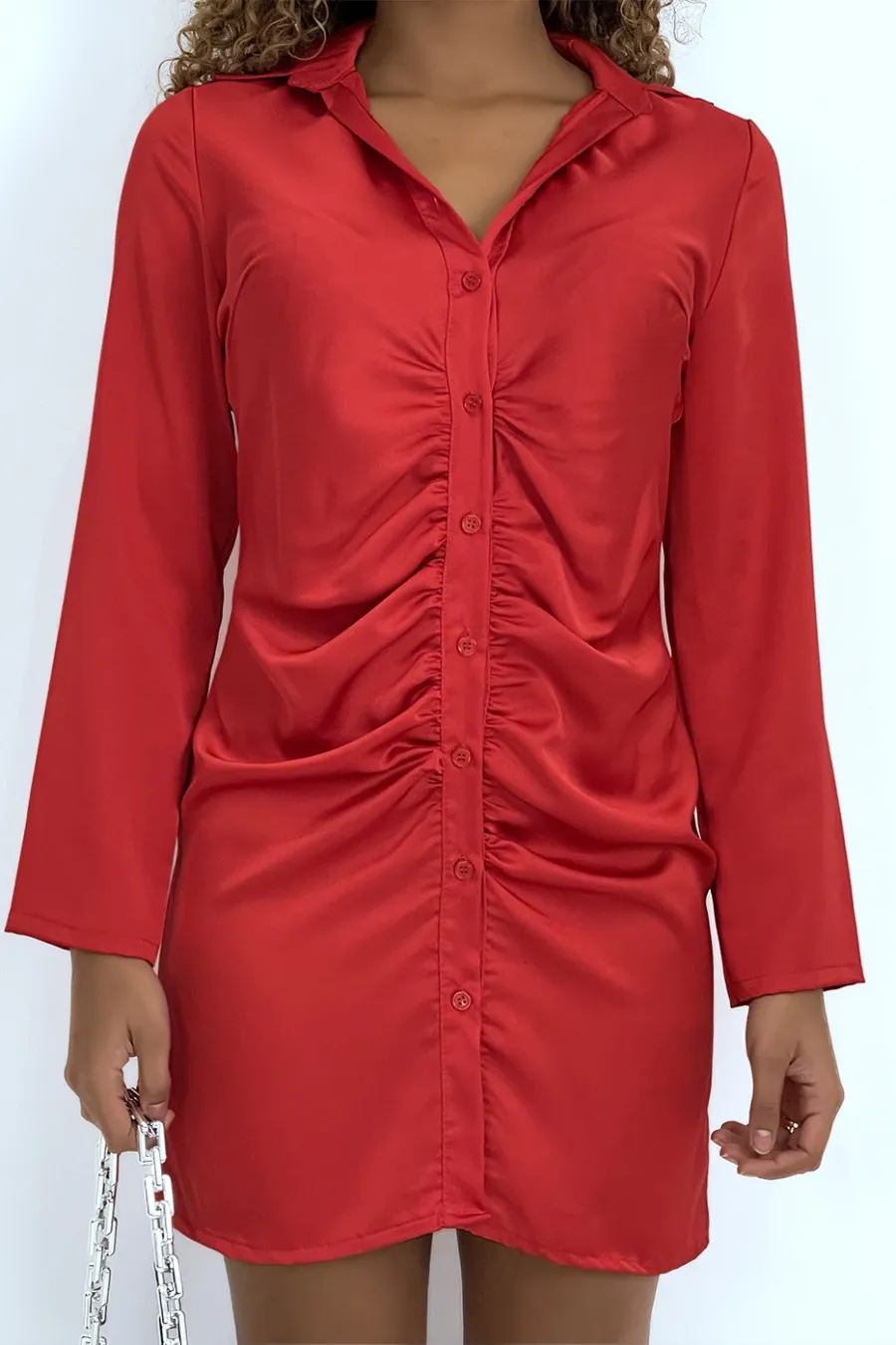 Robe chemise froncée satinée rouge